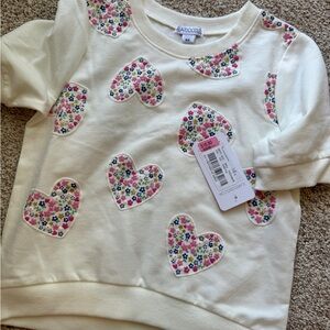 White Heart Patterned Short Sleeve Top